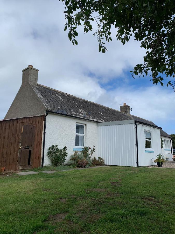 Ploughmans Cottage Forres Exterior photo